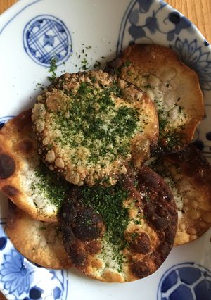 餃子の皮でお菓子！塩味！-レシピのメイン写真
