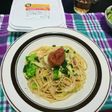 塩辛とキャベツのパスタ 梅干し添え