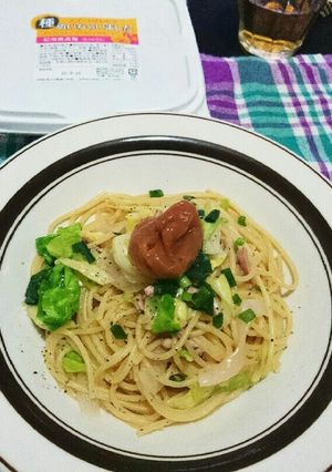 塩辛とキャベツのパスタ 梅干し添え-レシピのメイン写真