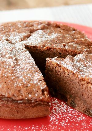 冷やしてもおいしいレーズンチョコケーキ-レシピのメイン写真