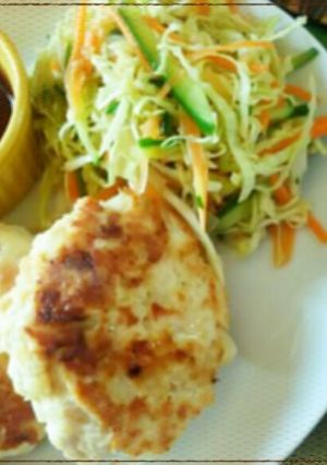ぷりっと鶏バーグ-レシピのメイン写真