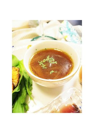 ポルチーニ茸のコンソメスープ-レシピのメイン写真