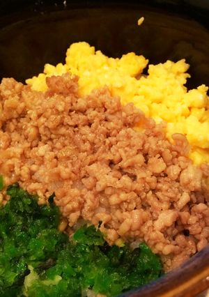 ☆簡単☆★万能★鶏そぼろの3色丼-レシピのメイン写真