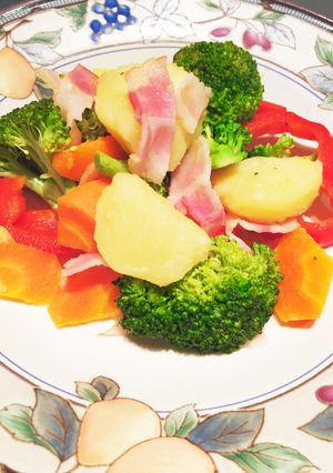 ベーコンと野菜のストウブ料理-レシピのメイン写真