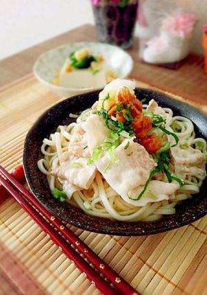 温・冷両方OK！梅おろし豚しゃぶうどん-レシピのメイン写真