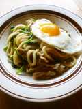 ほうれん草と豚肉の焼きうどん♪
