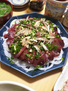 薬味いっぱい新玉ねぎの鰹のたたき-レシピのメイン写真
