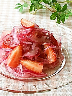紫玉ねぎといちごの塩レモンマリネ-レシピのメイン写真