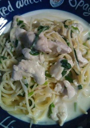 鶏肉とホウレンソウのクリームパスタ-レシピのメイン写真