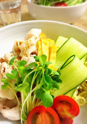 綾ぶどう豚たっぷり！冷やし中華-レシピのメイン写真