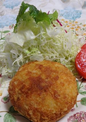 新ジャガイモで田舎風コロッケ-レシピのメイン写真