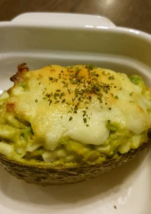 絶品!アボカドのグラタン-レシピのメイン写真