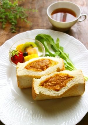 ポケットサンドで簡単☆カレーパン-レシピのメイン写真