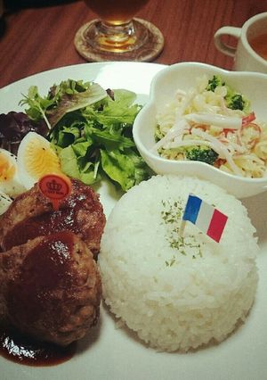 ハンバーグワンプレート♪盛り付け覚え書き-レシピのメイン写真