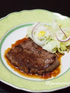 酢玉ねぎ入りタレで食べる☆ステーキ☆-レシピのメイン写真