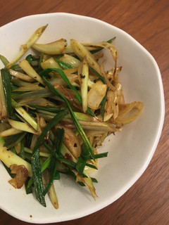 簡単!のびるのカレー醤油炒め-レシピのメイン写真