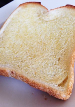 焼く前に塗ってみて☆トースト-レシピのメイン写真
