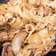 もやしでカサ増し!豚こまの生姜焼き★