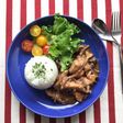 煮込み時間15分、鶏肉ときのこのシチュー
