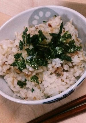簡単☆しらすと大葉のおかか混ぜご飯-レシピのメイン写真