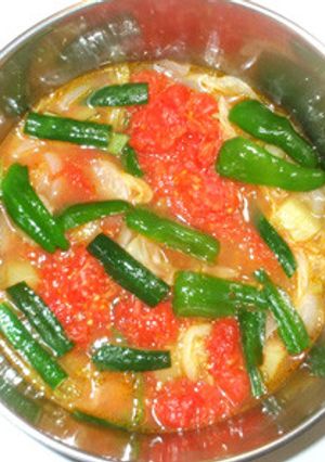 水なし！夏野菜だけ！トマトオリーブ油煮-レシピのメイン写真