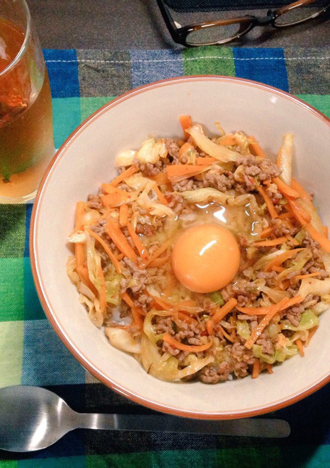 合い挽き肉を使った簡単キムチ丼-レシピのメイン写真