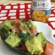 アボカドとトマトの爽やかレモンサラダ