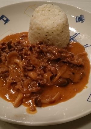 簡単!我が家のビーフストロガノフ風-レシピのメイン写真