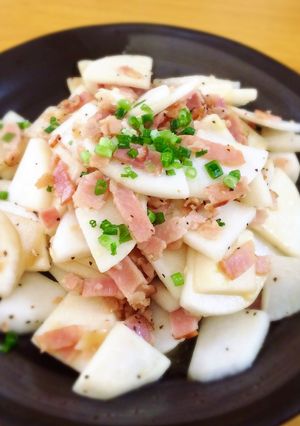 簡単♬シンプル☆かぶとベーコンの炒め物-レシピのメイン写真