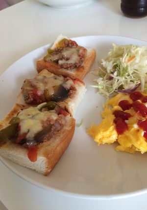 ピザ風パン-レシピのメイン写真