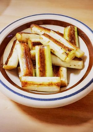 超簡単！シンプル焼きネギ-レシピのメイン写真