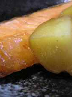 鮭とジャガイモの照り焼き-レシピのメイン写真