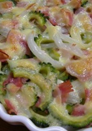 ゴーヤ・ベーコン・玉ねぎのチーズ焼き-レシピのメイン写真