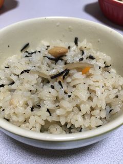 簡単ひじきの炊き込みご飯-レシピのメイン写真