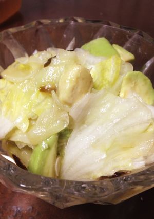 アボカドレタスと新玉ねぎの塩昆布サラダ-レシピのメイン写真