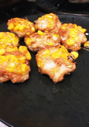 お弁当にも！コーンとひき肉のハンバーグ！-レシピのメイン写真