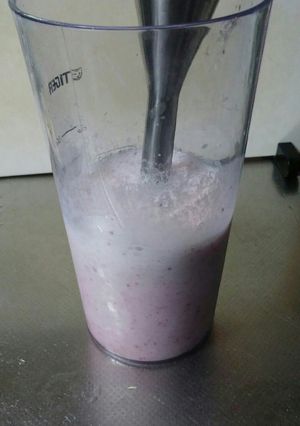 簡単いちごラテ-レシピのメイン写真