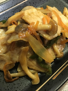 少ないお肉で◎野菜も入れて生姜焼き-レシピのメイン写真