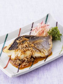 すずきのムニエル和風香味ソース-レシピのメイン写真