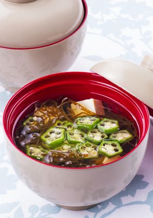 もずくと豆腐のお吸い物-レシピのメイン写真