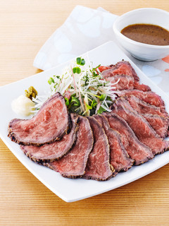 塩麹でやわらか♪簡単ローストビーフ-レシピのメイン写真