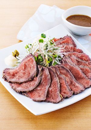 塩麹でやわらか♪簡単ローストビーフ-レシピのメイン写真
