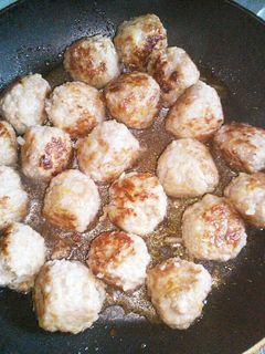 揚げない!節約もやしでかさ増し肉団子-レシピのメイン写真