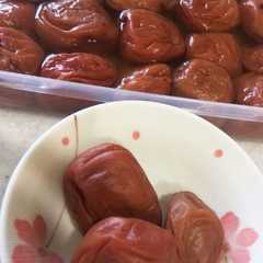 รูปของ 焼梅干☆即席・減塩！はちみつ&かつお漬