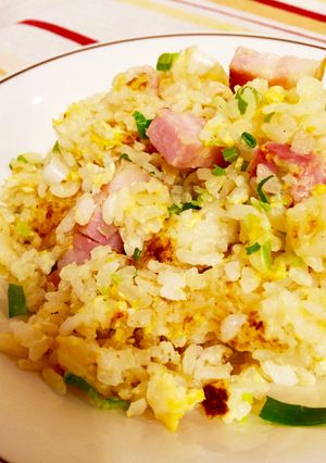 ベーコンとネギのシンプル卵炒飯-レシピのメイン写真