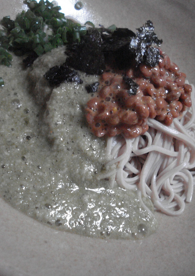 茶ソバ風とろろ納豆そば-レシピのメイン写真