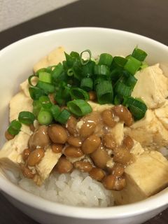 早い!安い!美味い!なっとうふ丼!-レシピのメイン写真