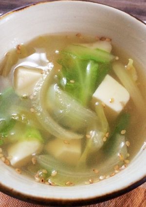 豆腐とキャベツと玉ねぎのスープ-レシピのメイン写真