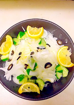新玉ねぎを使ったオリーブオイルサラダ-レシピのメイン写真