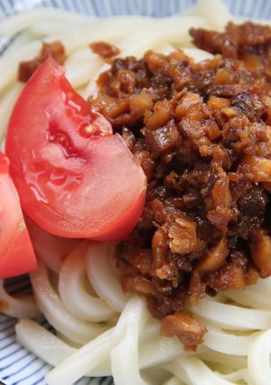 肉味噌でピリ辛ジャージャーうどん-レシピのメイン写真
